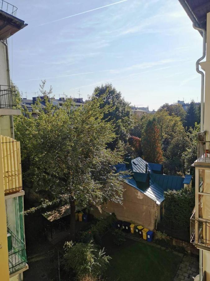 Designer Apartment 110M2 With King Size Beds & Equipped Kitchen Krakkó Kültér fotó