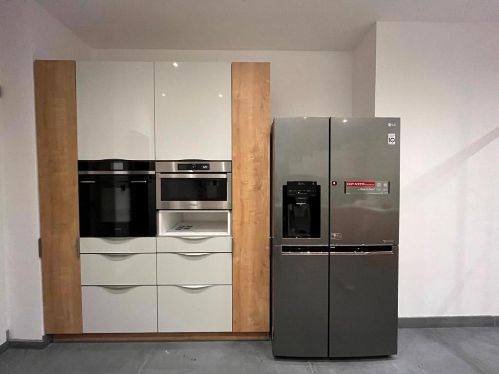 Designer Apartment 110M2 With King Size Beds & Equipped Kitchen Krakkó Kültér fotó